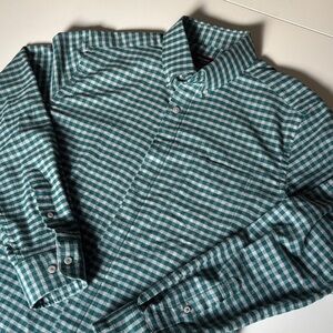 UNTUCKit Green Plaid button up